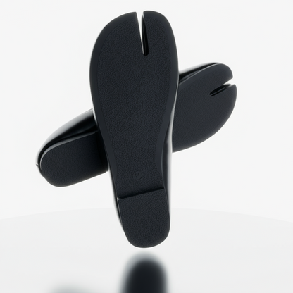 Sollevato Ballet Tabi – The Modern Classic